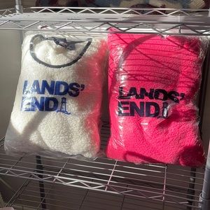 Lands End Sherpa Sweatshirt Hot Pink Size Small  NWT